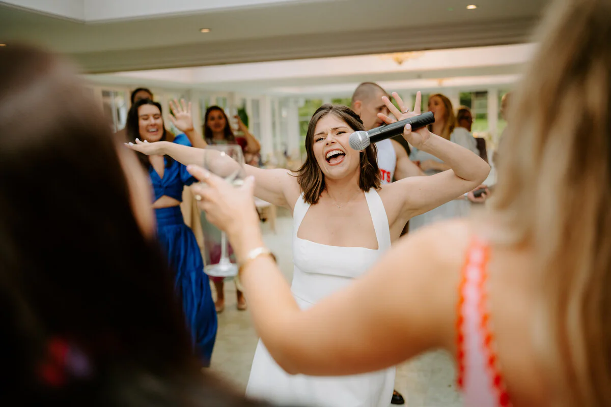 Dsc05629 Wedding photograph captured at Coombe Lodge by a professional wedding photographer.